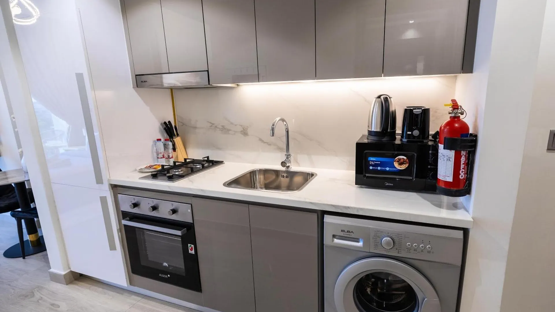Apartment Elite Lux Holiday Homes - Upscale Studio In Azizi Riviera Prime Location Dubai